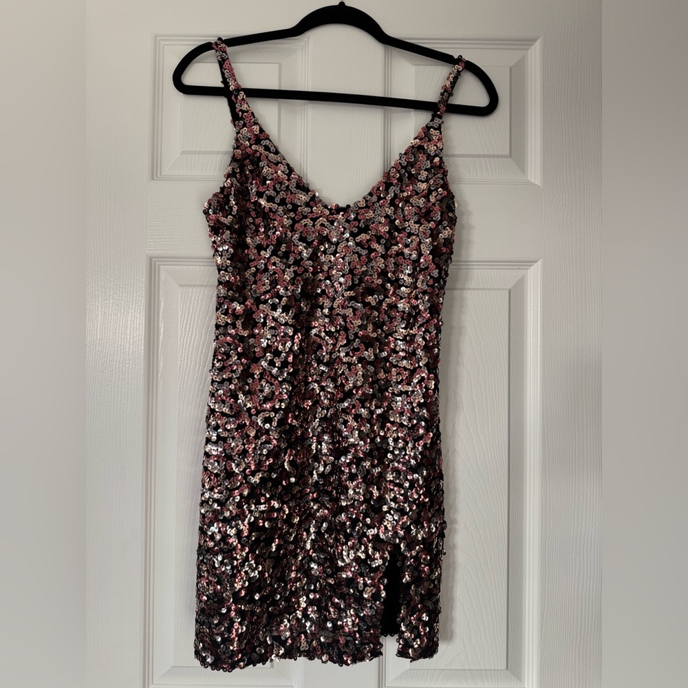 Reformation Jimmy sequin dress- size small